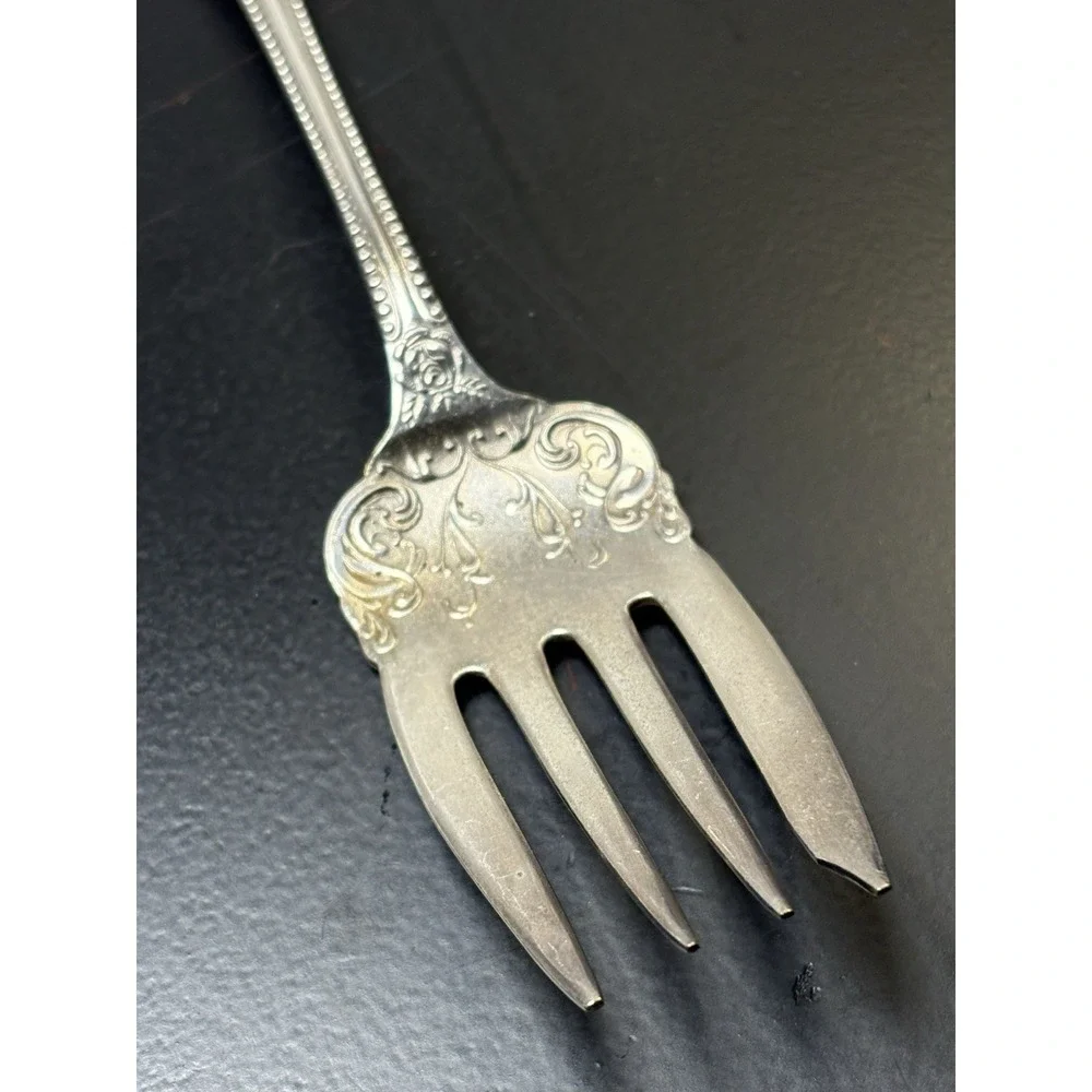 Vintage Ornate Roses ROYAL PLATE Silverplate‎ Serving Fork Meat Fork